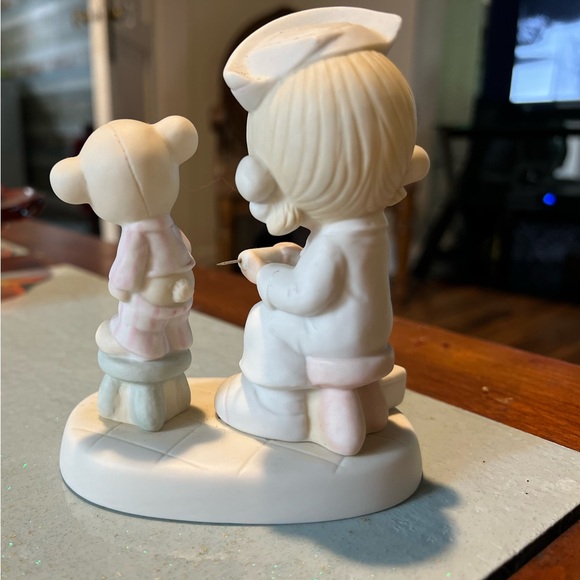 Precious Moments - Picture 2 of 3